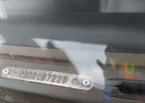 1978 Volkswagen Super Beetle из США, поврежденный, VIN 1582057239